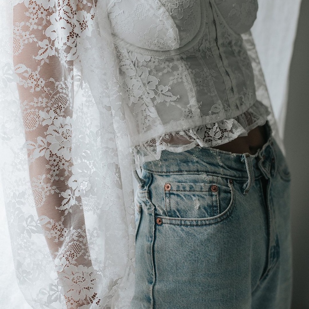 SOLD FOR LOVE & LEMONS Cheyenne Lace Bustier Top - Picture 3 of 16